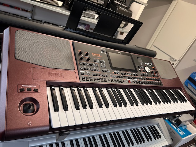 KORG PA-1000 ARRANGER